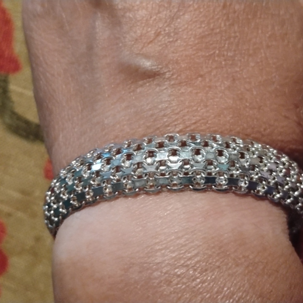 🥰Elegant  Sterling Silver 925 Bracelet for Women🤗